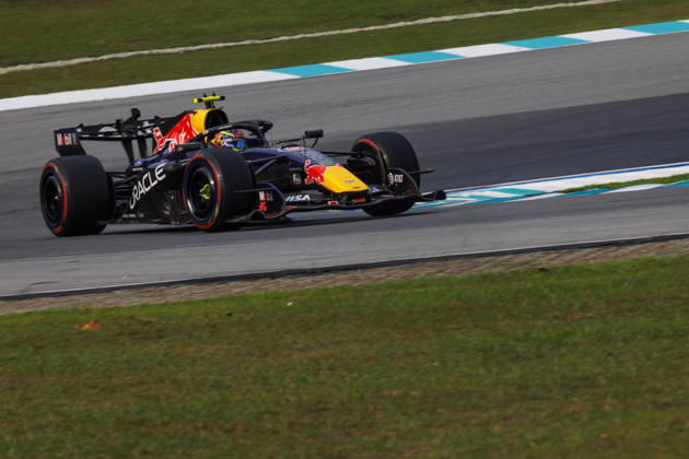 4th October 2026; Sepang IC, Kuala Lumpur, Malaysia; Formula 1, Bahrain Grand Prix, Race Day; Isack Hadjar (6) of France and Oracle Red Bull Racing during the race StephenxBlackberry