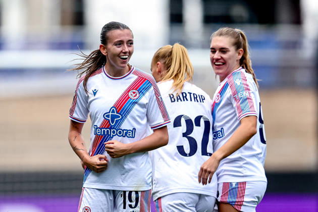 Aston Villa Women v Crystal Palace Women, Women s Super League GOAL scores 1-1 Crystal Palace Women forward Abbie Larkin (19) shoots at goal and scores and celebrates during the Women s Super League match between Aston Villa Women and Crystal Palace Women at Villa Park, Birmingham, UK on 4 October 2026. Birmingham Villa Park West Midlands UK Editorial use only , Copyright: xManjitxNarotrax PSI-24960-0057