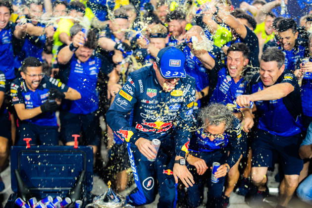 2026 Malaysian Grand Prix - Max Verstappen celebration of MAX VERSTAPPEN 1 (NED) of Oracle Red Bull Racing (Red Bull Racing RB22) win with the red bull team in front of their garage on Sunday Race Day during the 2026 Formula 1 Gulf Air Bahrain Grand Prix in Malaysia at Sepang International Circuit in Kuala Lumpur, Malaysia, on October 4, 2026. Photo by Antoine LAPEYRE Reveries Agency ABACAPRESS.COM Kuala Lumpur Malaysia  Copyright: xAntoinexLapeyre ReveriesxAgency ABACAx
