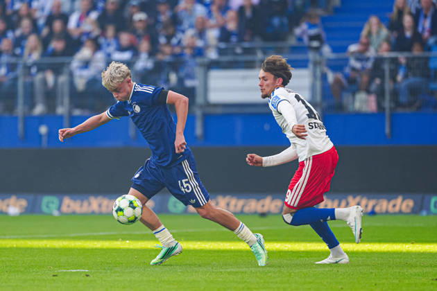 Gunnar Orri Olsen, FC Copenhagen, 45; Otto Stange, Hamburger SV, 19 GER; Hamburger SV vs. FC Copenhagen, soccer, friendly match, 2026–2027 season, October 4, 2026 GER, Hamburger SV vs. FC Copenhagen, soccer, friendly match, 2026–2027 season, October 4, 2026, Hamburg Copyright: xEibner-Pressefoto MarcelxvonxFehrnx EP_MFN