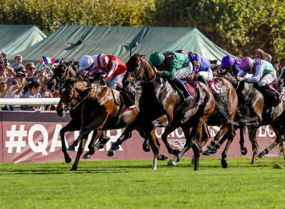 HORSE RACING 2026: Qatar Prix De Lâ€⠢Arc De Triomphe Day Longchamp OCT 04 October 4, 2026, Paris, USA: Daryz (1) ridden by Mickael Barzalona wins the Qatar Prix de lâ€⠢arc de Triomphe (Group 1) at Longchamp Racecourse in Paris, France on October 4, 2026. Sandra Scherning Eclipse Sportswire CSM(Credit Image:  Sandra Scherning Cal Media) Paris USA EDITORIAL USE ONLY Copyright: xx ZUMA-20261004_faf_cs17_069.jpg SandraxScherningx csmphotothree530734