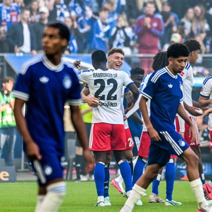 Nicolai Remberg of HSV scores with a header to make it 2-0 and celebrates with Kofi Amoako; HSV, Germany, Hamburg, Volksparkstadion, soccer, Bundesliga 1, friendly, Hamburger SV, FC Copenhagen
