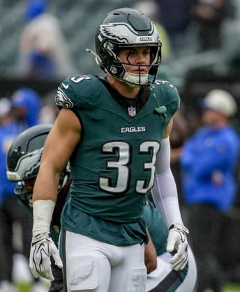 October 4, 2026, Philadelphia, Pa, USA: Oct 4, 2026; Philadelphia, PA, USA; Philadelphia Eagles cornerback Cooper DeJean (33) during warmups at Lincoln Financial Field. Mandatory Credit: -Cal Media Philadelphia USA - ZUMAcs17 20261004_faf_cs17_140 Copyright: xScottxSeriox