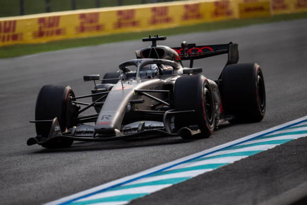 F1 - BAHRAIN GRAND PRIX IN MALAYSIA 2026 27 HULKENBERG Nico (ger), Audi F1 Team , action during the 2026 Formula 1 Bahrain Grand Prix in Malaysia, 16th round of the 2026 Formula One World Championship, WM, Weltmeisterschaft from October 2 to 4, 2026 on the Sepang International Circuit, in Sepang, Malaysia - SepangMalaysia Copyright: xALBERTOxVIMERCATIx