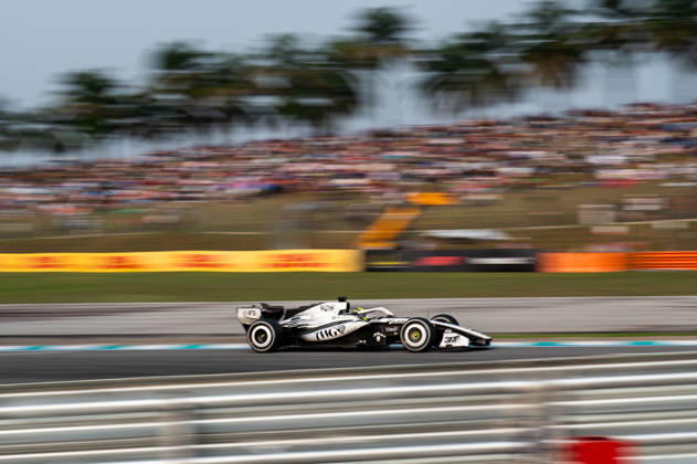 F1 - BAHRAIN GRAND PRIX IN MALAYSIA 2026 11 PEREZ Sergio (mex), Cadillac F1 Team MAC-26, action during the 2026 Formula 1 Bahrain Grand Prix in Malaysia, 16th round of the 2026 Formula One World Championship, WM, Weltmeisterschaft from October 2 to 4, 2026 on the Sepang International Circuit, in Sepang, Malaysia - SepangMalaysia Copyright: xALBERTOxVIMERCATIx