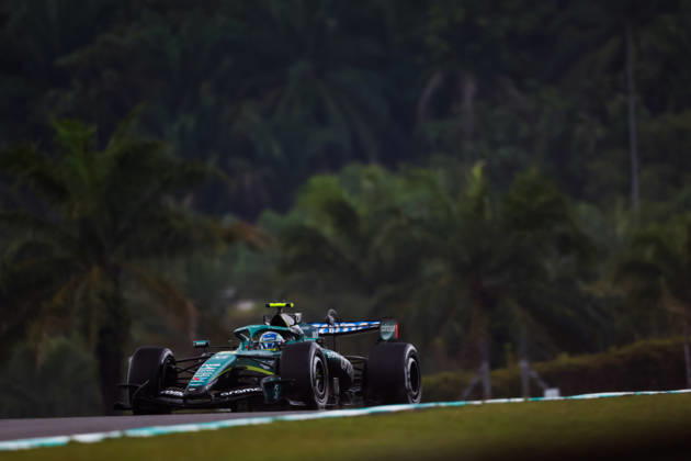 F1 - BAHRAIN GRAND PRIX IN MALAYSIA 2026 14 ALONSO Fernando (spa), Aston Martin F1 Team AMR26, action during the 2026 Formula 1 Bahrain Grand Prix in Malaysia, 16th round of the 2026 Formula One World Championship, WM, Weltmeisterschaft from October 2 to 4, 2026 on the Sepang International Circuit, in Sepang, Malaysia - SepangMalaysia Copyright: xANTONINxVINCENTx