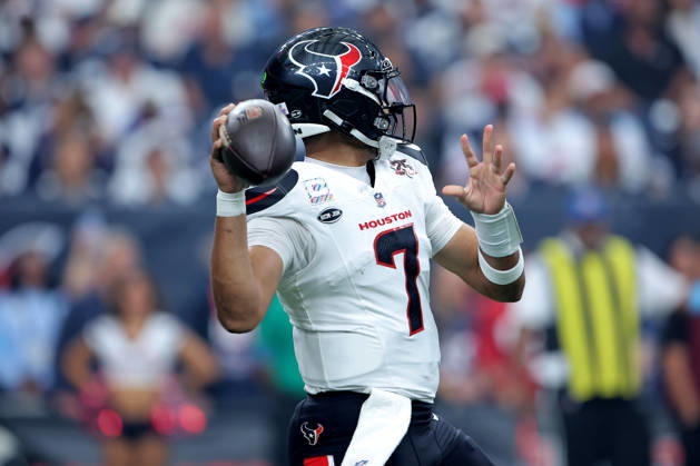 October 4, 2026, Houston, Texas, U.S: Houston Texans quarterback C.J. Stroud (7) reaches back to pass downfield during the first quarter of the NFL, American Football Herren, USA regular season game between the Houston Texans and the Dallas Cowboys at Reliant Stadium in Houston, TX on October 4, 2026. NFL 2026 - Dallas Cowboys Vs Houston Texans  - ZUMAw137 20261004_aap_w137_033 Copyright: xErikxWilliamsx