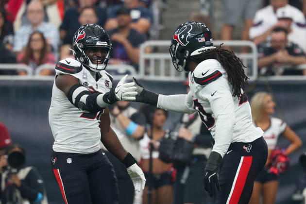 HOUSTON, TX - OCTOBER 04: Defensive end Will Anderson Jr. 51 of the Houston Texans and defensive end Jadeveon Clowney 90 of the Houston Texans celebrate a defensive play during the NFL, American Football Herren, USA football game between the Houston Texans and Dallas Cowboys on October 4, 2026, at Reliant Stadium in Houston, TX. (Photo by David Buono Icon Sportswire) NFL: OCT 04 Cowboys at Texans EDITORIAL USE ONLY Icon241004019
