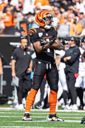 Oct 4, 2026; Cincinnati, OH, USA; Cincinnati Bengals wide receiver Ja Marr Chase (1) during NFL, American Football Herren, USA game action against the Jacksonville Jaguars at Paycor Stadium. Mandatory Credit: -Cal Media Cincinnati USA - ZUMAc04_ 20261004_zma_c04_017 Copyright: xJohnxMersitsx