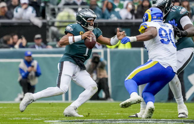 October 4, 2026, Philadelphia, Pa, USA: Oct 4, 2026; Philadelphia, PA, USA; Philadelphia Eagles quarterback Jalen Hurts (1) slides after scrambling for yardage at Lincoln Financial Field. Mandatory Credit: -Cal Media Philadelphia USA - ZUMAcs17 20261004_faf_cs17_158 Copyright: xScottxSeriox