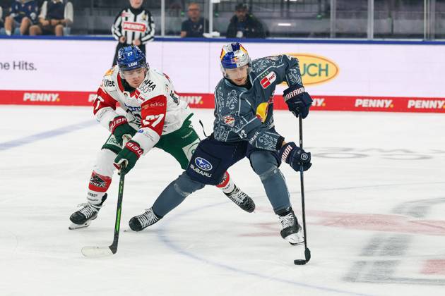 One-on-one, action, featuring Kyle Mayhew (27, Augsburger Panther) and Lucas Thaler (48, EHC Red Bull Munich), EHC Red Bull Munich vs. Augsburger Panther, Matchday 6, Ice Hockey, Penny DEL, Oct. 3, 2026, Munich, Bavaria, Germany Copyright: xkolbert-press ChristianxKolbertx