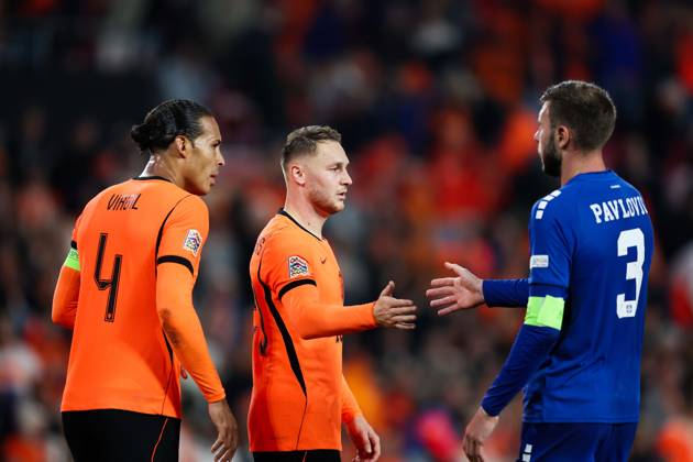 EINDHOVEN - (lr) Virgil van Dijk of the Netherlands, Teun Koopmeiners of the Netherlands, Strahinja Pavlović of Serbia during the UEFA Nations League match between the Netherlands and Serbia at the Philips Stadium on 4 October 2026 in Eindhoven, the Netherlands. SONNY LENSEN ANP xVIxANPxSportx xxANPxIVx 571529492 originalFilename: 571529492