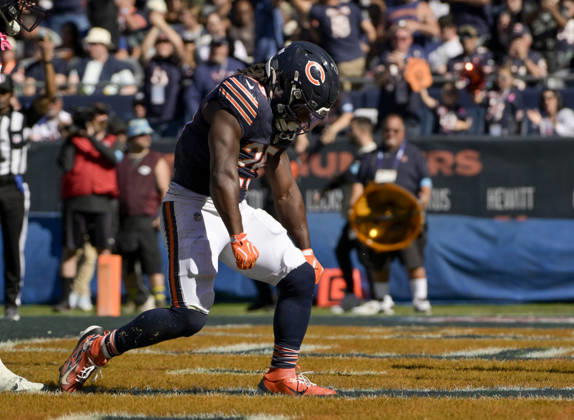Chicago Bears running back Kyle Monangai (25) celebrates his third quarter touchdown against the New York Jets at Soldier Field in Chicago on Sunday, October 4, 2026. Bears defeated the Jets 23-12. CHI20261004117 MARKxBLACK