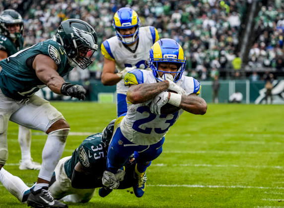 October 4, 2026, Philadelphia, Pa, USA: Oct 4, 2026; Philadelphia, PA, USA; Los Angeles Rams running back Kyren Williams (23) dives for the game winning touchdown in the final minutes as the Rams defeat the Eagles 24-20 at Lincoln Financial Field. Mandatory Credit: -Cal Media Philadelphia USA - ZUMAcs17 20261004_faf_cs17_173 Copyright: xScottxSeriox