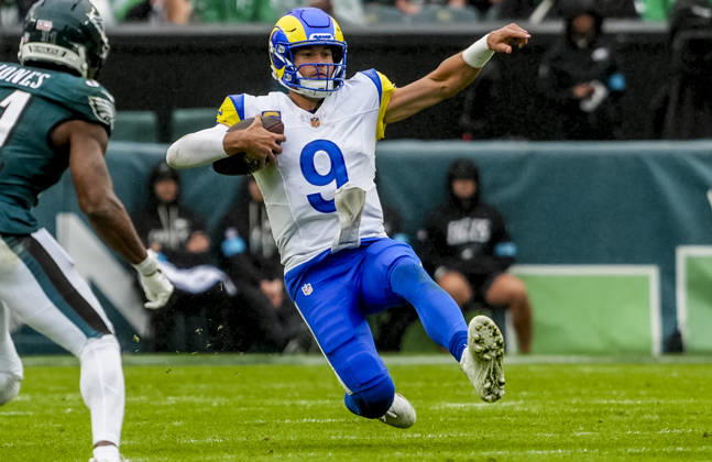 October 4, 2026, Philadelphia, Pa, USA: Oct 4, 2026; Philadelphia, PA, USA; Los Angeles Rams quarterback Matthew Stafford (9) slides after running for yardage during the Rams 24-20 wins against the Eagles at Lincoln Financial Field. Mandatory Credit: -Cal Media Philadelphia USA - ZUMAcs17 20261004_faf_cs17_184 Copyright: xScottxSeriox