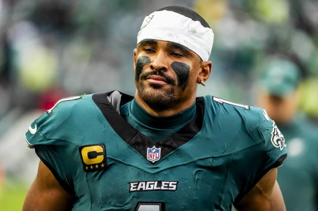 October 4, 2026, Philadelphia, Pa, USA: Oct 4, 2026; Philadelphia, PA, USA; Philadelphia Eagles Jalen Hurts (1) walks off the field after the Rams 24-20 wins against the Eagles at Lincoln Financial Field. Mandatory Credit: -Cal Media Philadelphia USA - ZUMAcs17 20261004_faf_cs17_185 Copyright: xScottxSeriox
