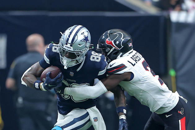 October 4, 2026, Houston, Texas, U.S: Dallas Cowboys wide receiver Ceedee Lamb (88) is tackled by Houston Texans cornerback Kamari Lassiter (3) after a catch during the second quarter of the NFL, American Football Herren, USA regular season game between the Houston Texans and the Dallas Cowboys at Reliant Stadium in Houston, TX on October 4, 2026. NFL 2026 - Dallas Cowboys Vs Houston Texans - ZUMAw137 20261004_aap_w137_048 Copyright: xErikxWilliamsx
