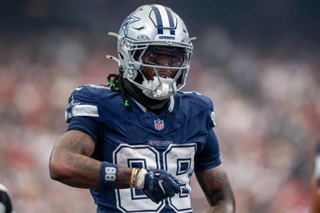 October 4, 2026: Dallas Cowboys wide receiver Ceedee Lamb (88) celebrates a first down during a game between the Dallas Cowboys and the Houston Texans in Houston, TX. .. CSM NFL, American Football Herren, USA 2026: Cowboys Vs Texans OCT 04  - ZUMAc04_ 20261004_zma_c04_137 Copyright: xTraskxSmithx