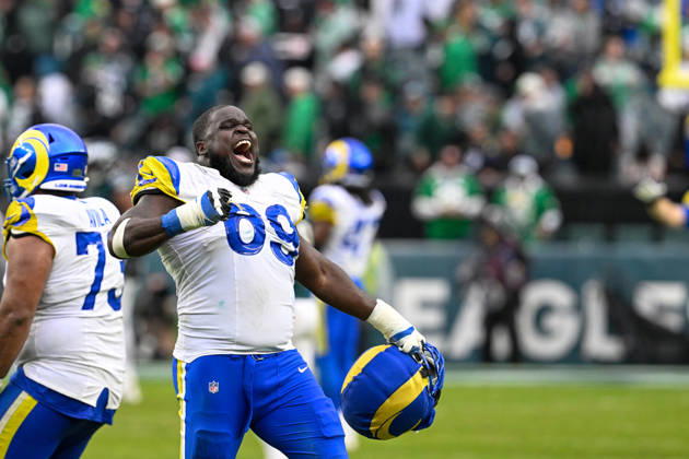 PHILADELPHIA, PA - OCTOBER 04: Los Angeles Rams guard Kevin Dotson 69 reacts after the game between the Philadelphia Eagles and the Los Angeles Rams on October 4th, 2026 at Lincoln Financial Field in Philadelphia, PA. (Photo by Terence Lewis Icon Sportswire) NFL, American Football Herren, USA OCT 04 Rams at Eagles EDITORIAL USE ONLY Icon261004034