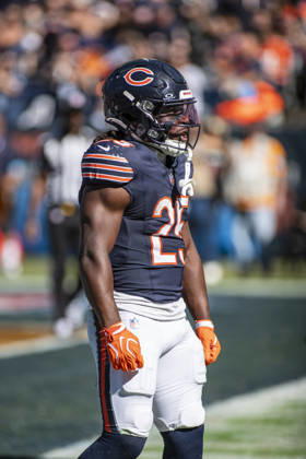October 4, 2026: Chicago Bears Kyle Monangai (25) celebrates a touchdown during the NFL, American Football Herren, USA game against the New York Jets in Chicago, IL. CSM Chicago United States of America - ZUMAc04_ 20261004_zma_c04_208 Copyright: xMikexWulfx
