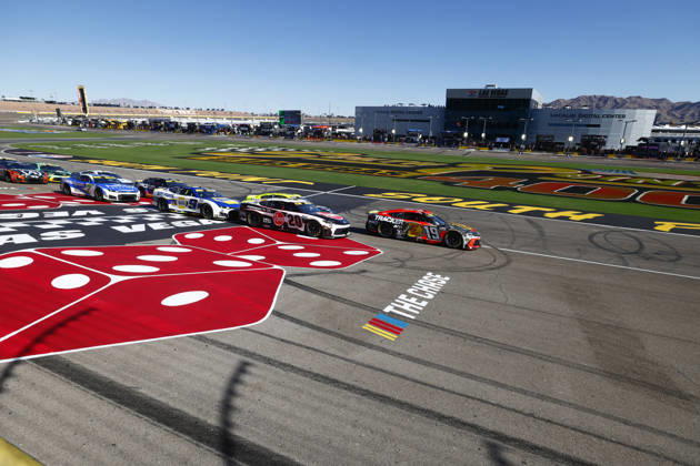 LAS VEGAS, CA - OCTOBER 04: Chase Briscoe ( 19 Joe Gibbs Racing Bass Pro Shops Toyota) and Christopher Bell ( 20 Joe Gibbs Racing Rheem Toyota) lead the field on a restart during the South Point 400 NASCAR, Motorsport, USA Cup Series Chase playoff race on October 4, 2026 at Las Vegas Motor Speedway in Las Vegas, NV. (Photo by Jeff Speer LVMS Icon Sportswire) AUTO: OCT 04 NASCAR Cup Series Playoffs South Point 400 EDITORIAL USE ONLY Icon26100416417