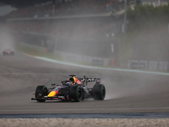 KUALA LUMPUR, MALAYSIA - OCTOBER 04: Max Verstappen of the Netherlands driving the (3) Oracle Red Bull Racing RB22 during the race of the FIA Formula 1 Grand Prix of Bahrain in Malaysia at the Sepang Circuit on October 04, 2026 in Kuala Lumpur, Malaysia. (Photo by Qian Jun SPP-Paddocker) Copyright: xQianxJun SPP-Paddockerx Sportspressphoto_SPR246370