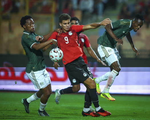 Egypt v South Africa - International Friendly, Länderspiel, Nationalmannschaft Hamza Abdel Karim during the international friendly match between Egypt and South Africa at Cairo International Stadium, Cairo, Egypt Cairo Cairo EGYPT Copyright: xMohamedxTageldinx