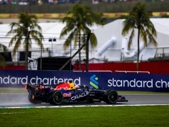 KUALA LUMPUR, MALAYSIA - OCTOBER 04: Max Verstappen of the Netherlands driving the (3) Oracle Red Bull Racing RB22 during the race of the FIA Formula 1 Grand Prix of Bahrain in Malaysia at the Sepang Circuit on October 04, 2026 in Kuala Lumpur, Malaysia. (Photo by Qian Jun SPP-Paddocker) Copyright: xQianxJun SPP-Paddockerx Sportspressphoto_SPR246434