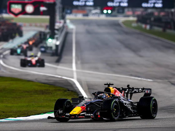 KUALA LUMPUR, MALAYSIA - OCTOBER 04: Max Verstappen of the Netherlands driving the (3) Oracle Red Bull Racing RB22 during the race of the FIA Formula 1 Grand Prix of Bahrain in Malaysia at the Sepang Circuit on October 04, 2026 in Kuala Lumpur, Malaysia. (Photo by Qian Jun SPP-Paddocker) Copyright: xQianxJun SPP-Paddockerx Sportspressphoto_SPR246474