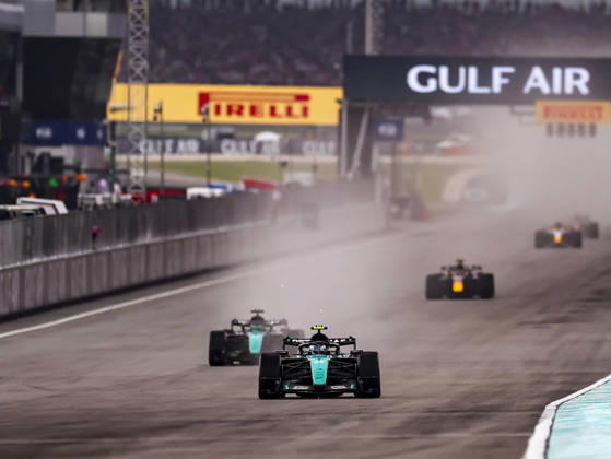 KUALA LUMPUR, MALAYSIA - OCTOBER 04: Andrea Kimi Antonelli of Italy driving the (12) Mercedes AMG PETRONAS F1 Team F1 W17 during the race of the FIA Formula 1 Grand Prix of Bahrain in Malaysia at the Sepang Circuit on October 04, 2026 in Kuala Lumpur, Malaysia. (Photo by Qian Jun SPP-Paddocker) Copyright: xQianxJun SPP-Paddockerx Sportspressphoto_SPR246507