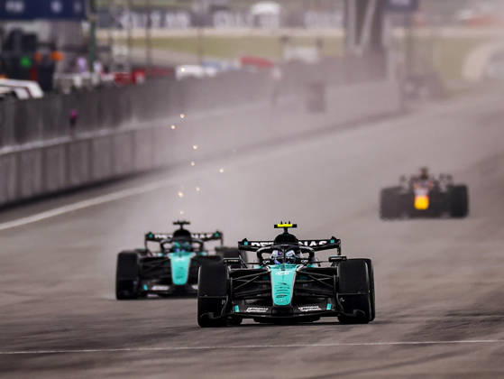 KUALA LUMPUR, MALAYSIA - OCTOBER 04: Andrea Kimi Antonelli of Italy driving the (12) Mercedes AMG PETRONAS F1 Team F1 W17 during the race of the FIA Formula 1 Grand Prix of Bahrain in Malaysia at the Sepang Circuit on October 04, 2026 in Kuala Lumpur, Malaysia. (Photo by Qian Jun SPP-Paddocker) Copyright: xQianxJun SPP-Paddockerx Sportspressphoto_SPR246508