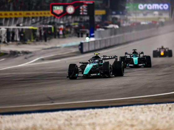KUALA LUMPUR, MALAYSIA - OCTOBER 04: Andrea Kimi Antonelli of Italy driving the (12) Mercedes AMG PETRONAS F1 Team F1 W17 during the race of the FIA Formula 1 Grand Prix of Bahrain in Malaysia at the Sepang Circuit on October 04, 2026 in Kuala Lumpur, Malaysia. (Photo by Qian Jun SPP-Paddocker) Copyright: xQianxJun SPP-Paddockerx Sportspressphoto_SPR246509