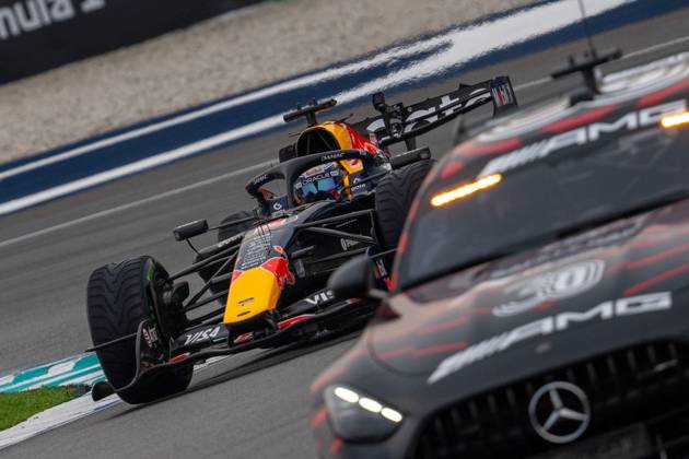 F1 2026: (Podium) Bahrain Grand Prix in Malaysia, Kuala Lumpur 04 Oct 2026 Max Verstappen (NLD) (Oracle Red Bull Racing) during the race of the Formula 1 Bahrain Grand Prix In Malaysia 2026 at the Sepang International Circuit. Kuala Lumpur Malaysia Copyright: xLucaxMartinix xSOPAxImagesx Luca-Martini-1456227