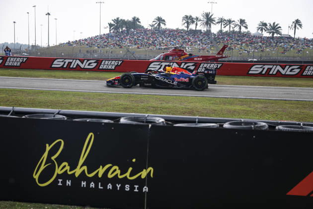 F1 - BAHRAIN GRAND PRIX IN MALAYSIA 2026 03 VERSTAPPEN Max (nld), Red Bull Racing Ford RB22, action during the 2026 Formula 1 Bahrain Grand Prix in Malaysia, 16th round of the 2026 Formula One World Championship, WM, Weltmeisterschaft from October 2 to 4, 2026 on the Sepang International Circuit, in Sepang, Malaysia - SepangMalaysia Copyright: xXavixBonillax