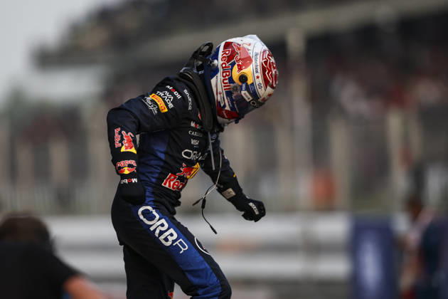 F1 - BAHRAIN GRAND PRIX IN MALAYSIA 2026 VERSTAPPEN Max (nld), Red Bull Racing Ford RB22, portrait celebrates his victory during the 2026 Formula 1 Bahrain Grand Prix in Malaysia, 16th round of the 2026 Formula One World Championship, WM, Weltmeisterschaft from October 2 to 4, 2026 on the Sepang International Circuit, in Sepang, Malaysia - SepangMalaysia Copyright: xXavixBonillax