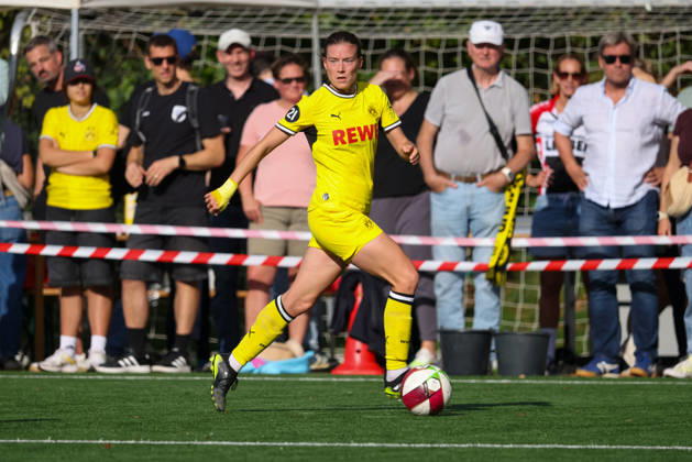 Lena Ostermeier BVB, DJK Südwest Köln vs. Borussia Dortmund, Women s Regionalliga West, Matchday 7, Cologne, October 4, 2026