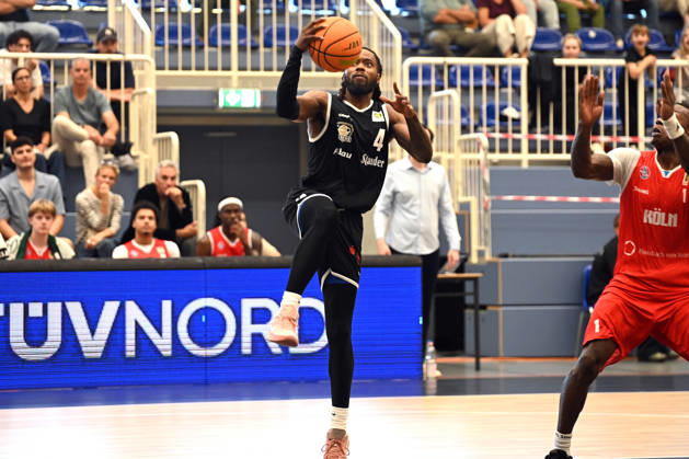 Quashawn Tyrese Lane, Matchday 3, BARMER 2 Basketball Bundesliga Pro A: ETB Miners vs. RheinStars Cologne, October 4, 2026. Quashawn Tyrese Lane, ETB Miners, Matchday 3 in the BARMER 2 Basketball Bundesliga Pro A, ETB Miners vs. RheinStars Cologne, final score 86–91 at the Sporthalle am Hallo on October 4, 2026, in front of 946 spectators