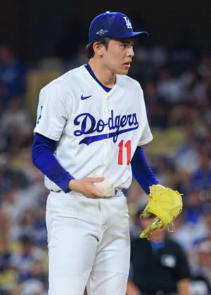 October 4, 2026, Los Angeles, California, USA: Relief pitcher, Roki Sasaki 11 of the Los Angeles Dodgers during NLDS Game 2 against the Atlanta Braves on Sunday October 4, 2026 at Dodger Stadium in Los Angeles, California. JAVIER ROJAS PI Dodgers Vs. Braves NLDS - Game 2 - ZUMAp124 20261004_zaa_p124_022 Copyright: xJavierxRojasx