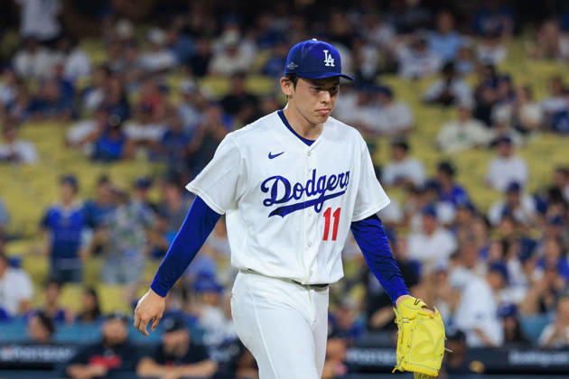 October 4, 2026, Los Angeles, California, USA: Relief pitcher, Roki Sasaki 11 of the Los Angeles Dodgers during NLDS Game 2 against the Atlanta Braves on Sunday October 4, 2026 at Dodger Stadium in Los Angeles, California. JAVIER ROJAS PI Dodgers Vs. Braves NLDS - Game 2 - ZUMAp124 20261004_zaa_p124_024 Copyright: xJavierxRojasx
