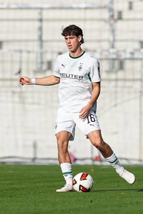 October 3, 2026, xydrx, Men s, Soccer, Friendly Match, FC St. Pauli vs. Borussia Mönchengladbach, 2026–2027 Season, Millerntor Stadium, Philipp Sander, Borussia Mönchengladbach, 16. DFB regulations prohibit any use of photographs as image sequences and or quasi-video Copyright: HMBxMedia YannisxDreimann
