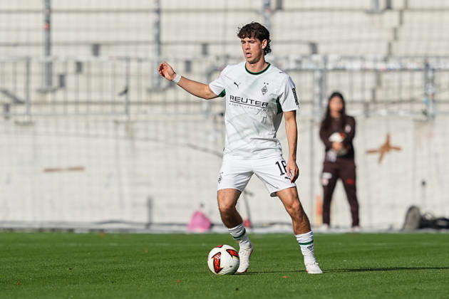 October 3, 2026, xydrx, Men s, Soccer, Friendly Match, FC St. Pauli vs. Borussia Mönchengladbach, 2026–2027 Season, Millerntor Stadium, Philipp Sander, Borussia Mönchengladbach, 16. DFB regulations prohibit any use of photographs as image sequences and or quasi-video Copyright: HMBxMedia YannisxDreimann