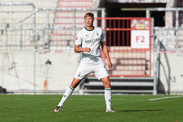 October 3, 2026, xydrx, Men s, Soccer, Friendly Match, FC St. Pauli vs. Borussia Mönchengladbach, 2026–2027 Season, Millerntor Stadium, Jan Leszczynski, Borussia Mönchengladbach, 5. DFB regulations prohibit any use of photographs as image sequences and or quasi-video Copyright: HMBxMedia YannisxDreimann