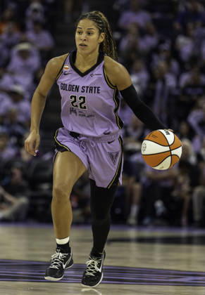 WNBA, Basketball Damen, USA Semi Finals Game 1 2026: Las Vegas Vs Golden State OCT 4 OCT 04 2026 San Francisco, CA U.S.A. Golden State Valkyries guard Veronica Burton(22)brings the ball up court during the WNBA semifinals playoff game 1 western conference between the Las Vegas Aces and the Golden State Valkyries at the Chase Centers. Thurman James CSM (Credit Image: Â Thurman James Cal Media) San Francisco Ca USA EDITORIAL USE ONLY Copyright: xx ZUMA-20261004_zma_c04_443.jpg ThurmanxJamesx csmphotothree531804