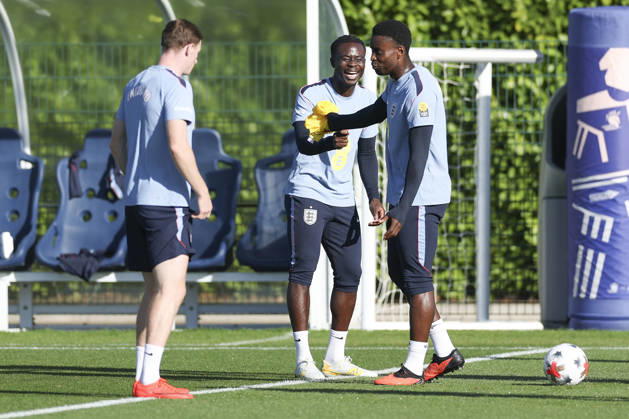 England MD-1 Training, Nations League Bukayo Saka laughs with Marc Guehi of England during the England MD-1 training session ahead of the 2026 27 UEFA Nations League Group A3 match vs Czech Republic, Tottenham Hotspur Training Ground, Enfield, England on 5 October 2026 Credit: Tiego Grenho Every Second Media Editorial use only. All images are copyright Every Second Media Limited. No images may be reproduced without prior permission. Copyright: xIMAGO EveryxSecondxMediax ESM-2200-0008 TiegoxGrenhox xEveryxSecondxMediax