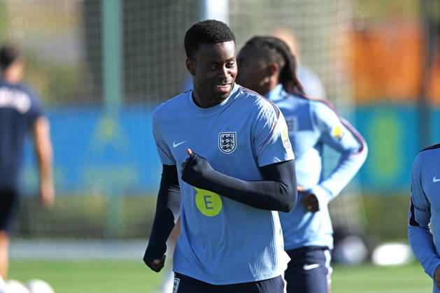England MD-1 Training, Nations League Marc Guehi of England smiles during the England MD-1 training session ahead of the 2026 27 UEFA Nations League Group A3 match vs Czech Republic, Tottenham Hotspur Training Ground, Enfield, England on 5 October 2026 Credit: Tiego Grenho Every Second Media Editorial use only. All images are copyright Every Second Media Limited. No images may be reproduced without prior permission. Copyright: xIMAGO EveryxSecondxMediax ESM-2200-0060 TiegoxGrenhox xEveryxSecondxMediax