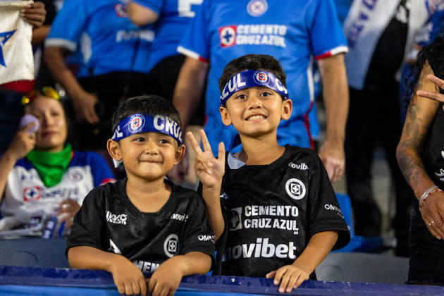 Los Angeles Galaxy v Cruz Azul Frindly Match Fans of Cruz Azul support their team during the friendly football match between Los Angeles Galaxy and Cruz Azul at Dignity Health Park. on October 4, 2026 in Carson, California. (Photo by Arturo Cordero Eyepix Group) Copyright: xArturoxCordero xEyepixxGroupx AC_04102026_198257