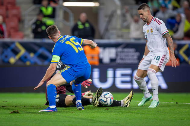 UKRAINE - HUNGARY Viktor Tsygankov of Ukraine and Ajax Amsterdam and Zsolt Nagy of Hungary and Puskas Akademia, Balazs Toth of Hungary and Blackburn Rovers during UEFA Nations League - League B - Group B2 - Matchday 4 - football match between Ukraine and Hungary. Anton Malatinsky Stadium, City Arena, Trnava, Slovakia, October 05, 2026. Photo by Branislav Racko Copyright: xx 080A3647