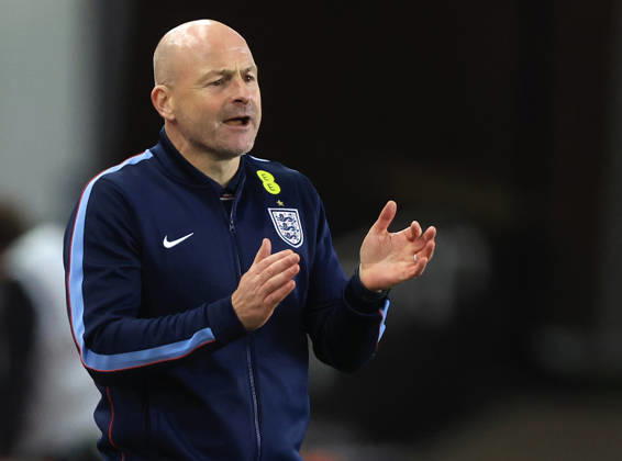 England v Slovakia - UEFA U21, U 21 EURO 2027 Qualifier Lee Carsley, Head coach of England U21 on the side line during the UEFA U21 EURO 2027 Qualifier between England and Slovakia at Bet365 Stadium on October 2, 2026 in Stoke on Trent, England. Stoke on Trent Bet365 Stadium England United Kingdom Copyright: xAllstarxPicturexLibraryxLtdx
