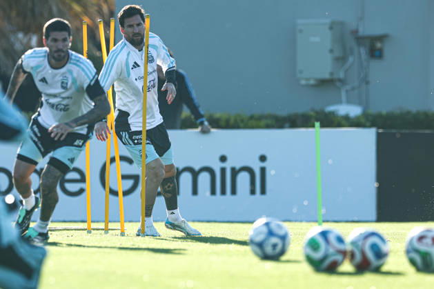 Argentina’s forward Lionel Messi (R) and teammate Rodrigo De Paul take part in a training session at the AFA (Argentine Football Association) training center in Ezeiza, Buenos Aires Province, on October 5, 2026, ahead of the upcoming friendly soccer matches against the Benin national team. Lionel Messi took part in the final training session of his professional career with the Argentine national team before his farewell match. Photo by Alejandro Pagni PHOTOxPHOTO Copyright: xAlejandroxPAGNIx
