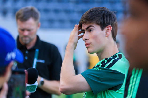 October 5, 2026, Los Angeles, California, USA: Armando Gonzalez 14 of Mexico during a practice on Monday, October 5, 2026 at BMO Stadium, in Los Angeles, California in preparation for an International Friendly, Länderspiel, Nationalmannschaft match against Chile on Tuesday October 6, 2026 at the Los Angeles Memorial Coliseum. JAVIER ROJAS PI Los Angeles USA - ZUMAp124 20261005_zaa_p124_036 Copyright: xJavierxRojasx